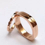 wedding-band-jewellery This pair of original matching pink gold wedding rings for women and men is a modern and contemporary custom creation, which allows everyone to wear a wedding ring that suits them.
