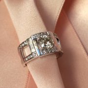 original-engagement-ring-paris This original engagement ring was created by Annette Girardon, jeweller in Paris, for the customers' diamond. On white gold with palladium, it is very modern and original.