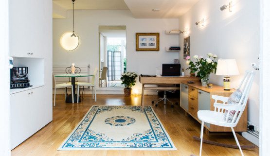 This is an inside view of the design office of Paris jeweller Annette Girardon, located near Place Vendôme, where she welcomes you to create your custom jewelry.