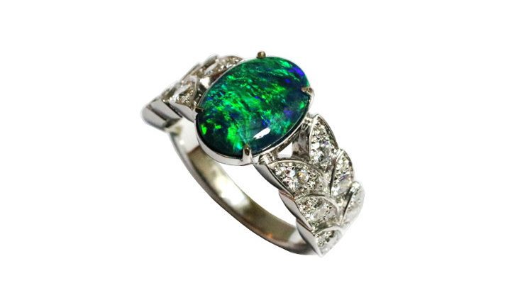 Australian black opal ring in white gold Australian black opal ring in white gold